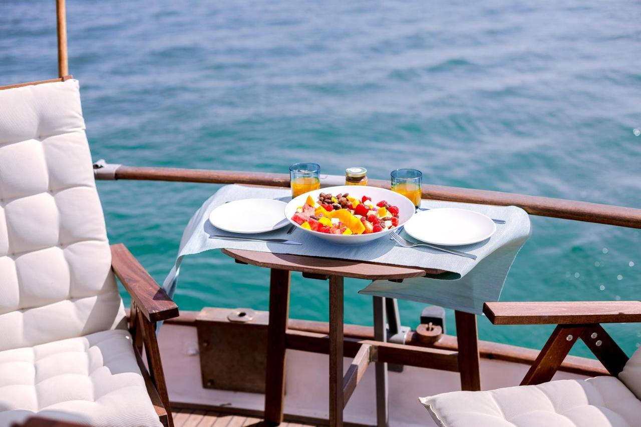 Mulubinba Seahouse Hotel Olhao Bagian luar foto